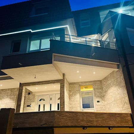 Magic M Apartment Mali Mokri Lug Exterior foto